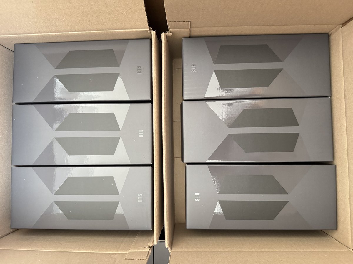 lmcph_'s tweet photo. WTS / LFB 

BTS LIGHTSTICK MOTS SE / ARMY BOMB MOTS SE V4
 
Onhand and ready to ship

3k+sf

wts army bomb |  wts bts lighstick mots se

#btslightstick #HOPE_ON_THE_STAGE_TOUR_Manila #HOPE_ON_THE_STAGE_TOUR https://t.co/HhKn3lSBUK