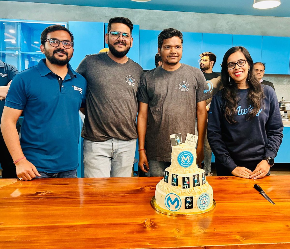 MuleSoft's tweet photo. Find resources, support, and your people at a #MuleSoftMeetup this week: https://t.co/l8xEh2wO8c https://t.co/l11VmwdUtT