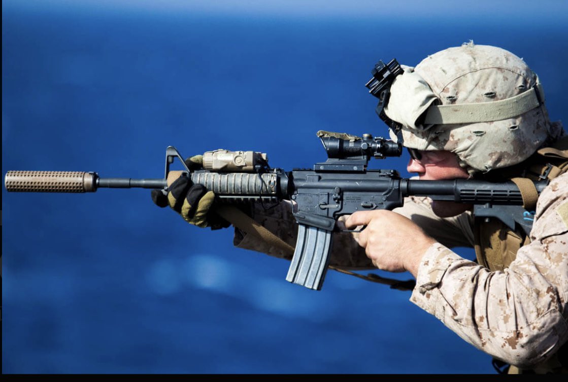 Gtrr8282's tweet photo. やっと完成しました海兵再現M4
#USMC #海兵隊　#M4A1
#再現テッポー界隈 https://t.co/GmK1v0kMgf