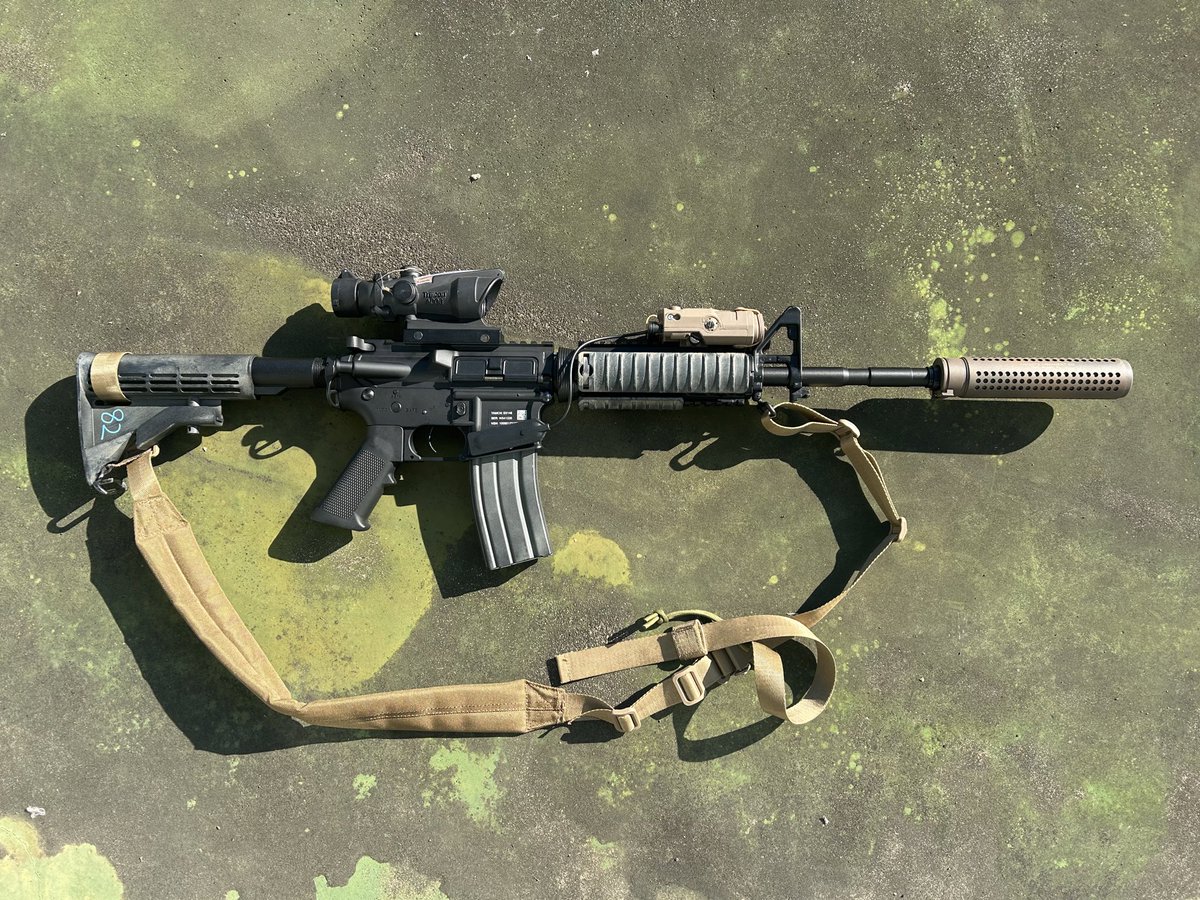 Gtrr8282's tweet photo. やっと完成しました海兵再現M4
#USMC #海兵隊　#M4A1
#再現テッポー界隈 https://t.co/GmK1v0kMgf