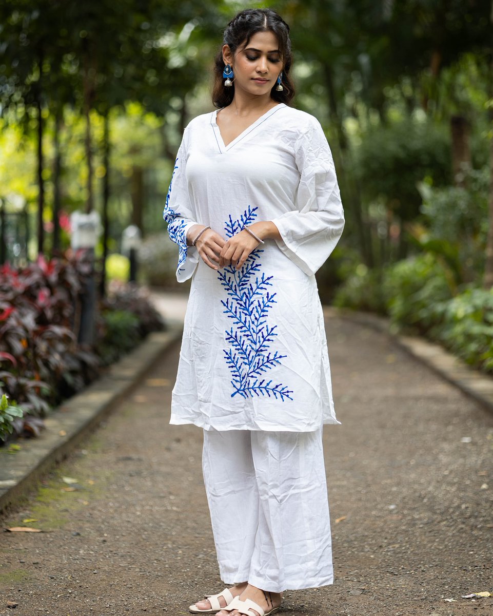 glammodels_hub's tweet photo. Follow @glammodels_hub

Beautiful ➡️ Bold 

Feature : Yogita Chavan 

#MarathiNews #yogita #bikinibody #tradingstrategy https://t.co/eJCpsnVq4S