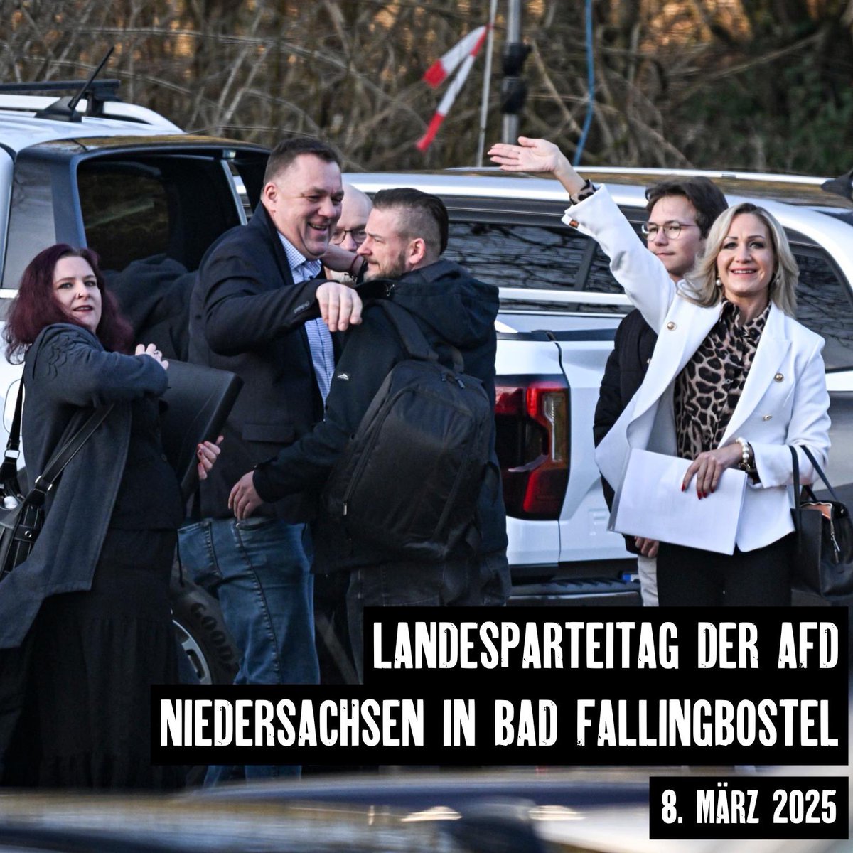 Am 08. März fand in #BadFallingbostel ein Landesparteitag der AfD Niedersachsen statt. Vor Ort kam es zu Versuchen des AfD-eigenen Sicherheitsdienstes, die Arbeit der Presse zu verhindern, die Polizei unterstützte dies zunächst tatkräftig.

Bilderstrecke: recherche-nord.com/gallery/2025.0…