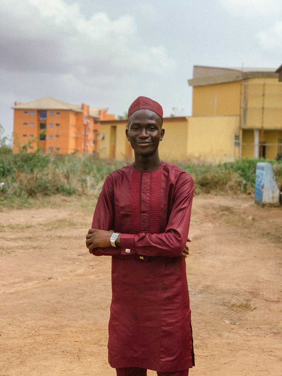 E_Niniola's tweet image. Happy Birthday to myself🎉🎉🎂. In this new year, Niniola Eniola you will get to the apex level in your career, as much as you love to put smile on others face, hosts of heaven won't forsake you. Amen
#adirefarmer 
#marchcelebrant