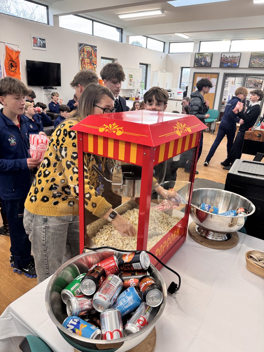 Ivythorn House (@ivythornhouse) on Twitter photo Thank you to Chartwells for a fabulous pizza, popcorn and luxury ice cream house treat ππ¨ππΏβ¦<a href="/NineAtMillfield/">9@Millfield</a>β© Thank you to Chartwells for a fabulous pizza, popcorn and luxury ice cream house treat ππ¨ππΏβ¦<a href="/NineAtMillfield/">9@Millfield</a>β©