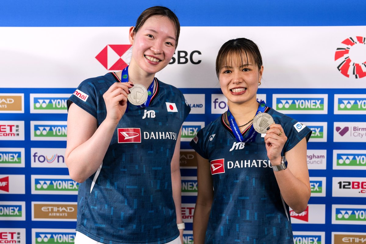 CGTNSportsScene's tweet image. 🇯🇵Japan's Nami Matsuyama/Chiharu Shida claimed their 2nd #AllEngland🏆with a 21-16 14-21 21-17 win over Malaysia Open champions 🇯🇵Yuki Fukushima/Mayu Matsumoto.

🔸It marks their 1st title since November 2023, when they overcame 🇯🇵Fukushima &amp;amp; Sayaka Hirota.

#YAE25 #全英オープン