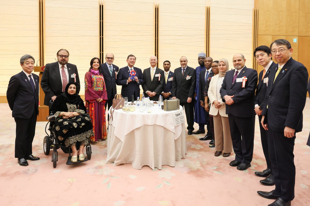 Chargé d’Affaires a.i. Shafraz attends Ramadan Iftar reception hosted by H.E. Mr. Shigeru ISHIBA, Prime Minister of Japan, for the heads of mission of Islamic countries.

<a href="/shigeruishiba/">石破茂</a>