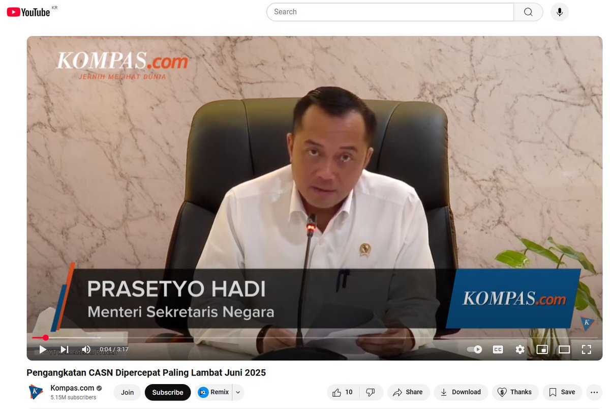 Told you.

Ada yang jadi pahlawan kan?

Nomor 4.