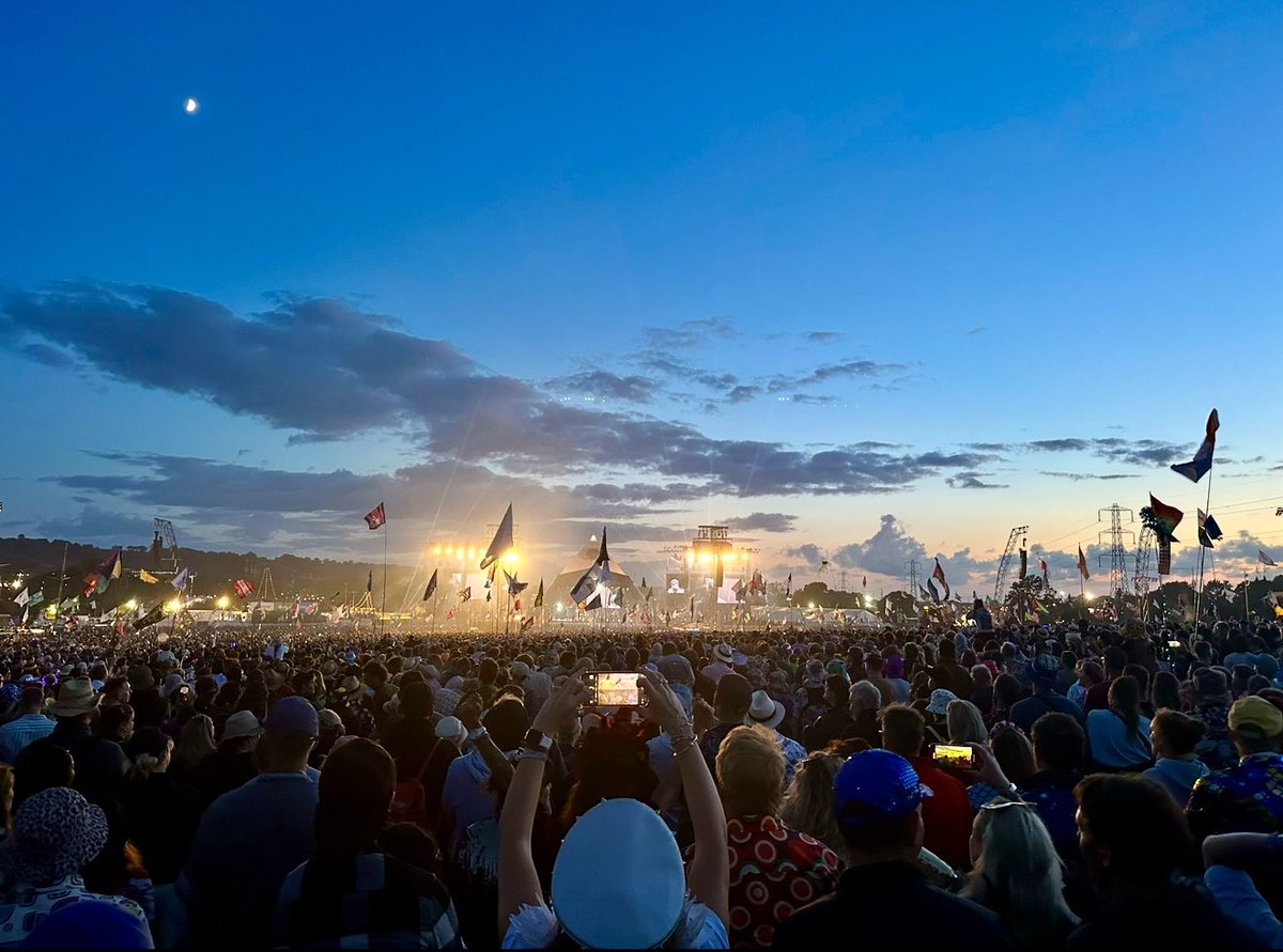 Gl⛺️stobation 💦 tweet media