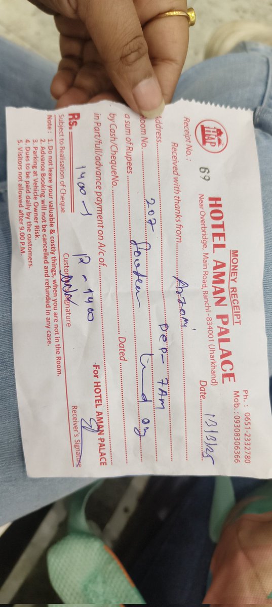 ArjomaChat29551's tweet photo. Missed our flight X5389G because of a train delay—18309, on 13th March PNR-6923702534, again delay of flight IX1117 frustrating beyond words! Spent money of 40k on tickets only to be let down by unreliable transport.
Sealing Support 
@RailMinIndia @IndiGo6E @AirIndiaX https://t.co/fB5tdtgd9h