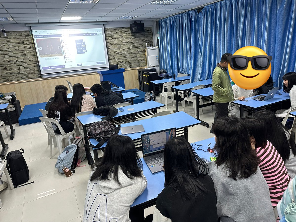 mitchelafrica's tweet image. #Coding4Climate has started in our Design class and we are going to use @microbit_edu to design solutions for environmental problems