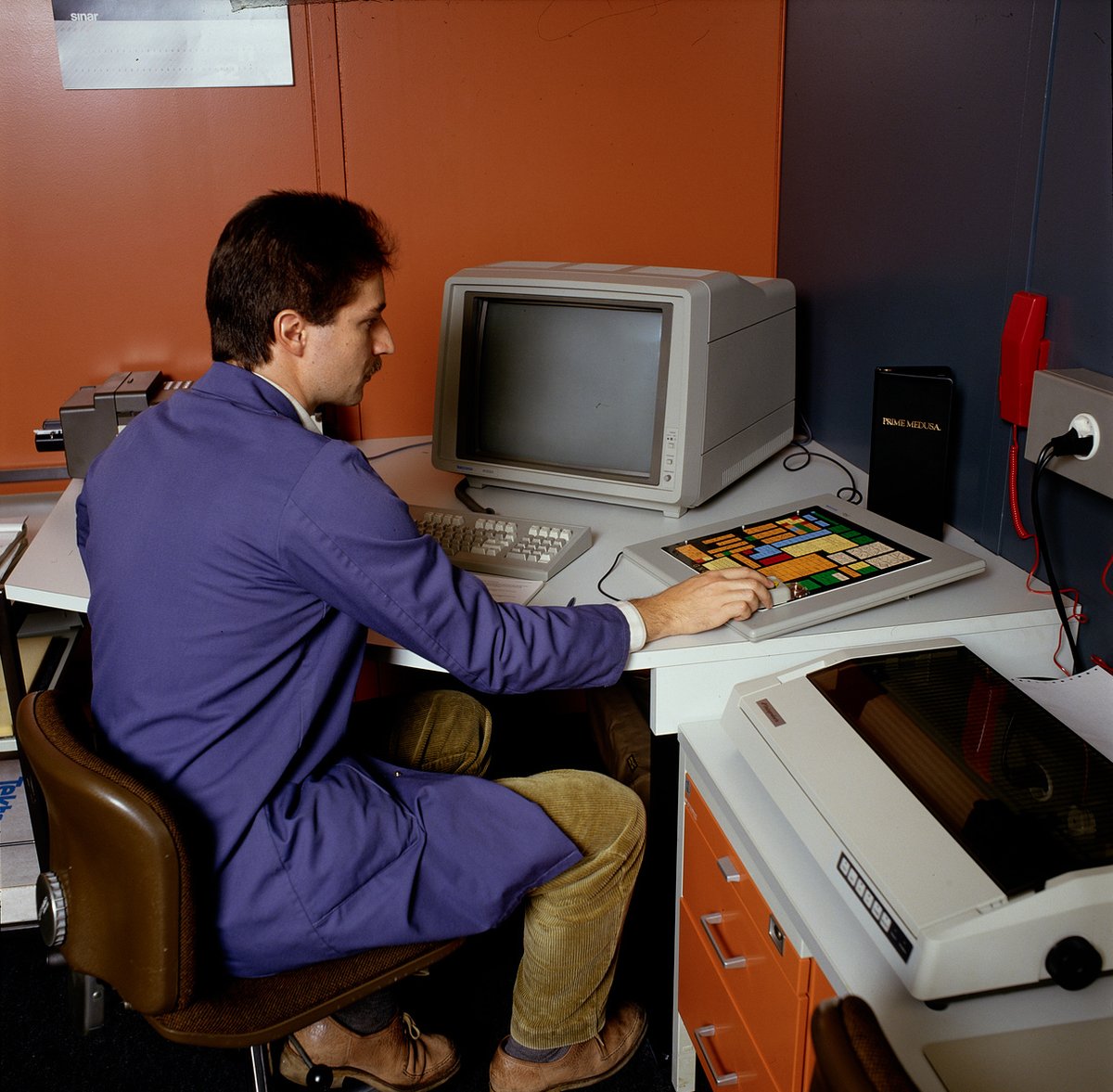 Bei der Firma Oskar Diener in Embrach.
Heute im #Blog #Crowdsourcing #WissenSieMehr
doi.org/10.35016/ethz-…