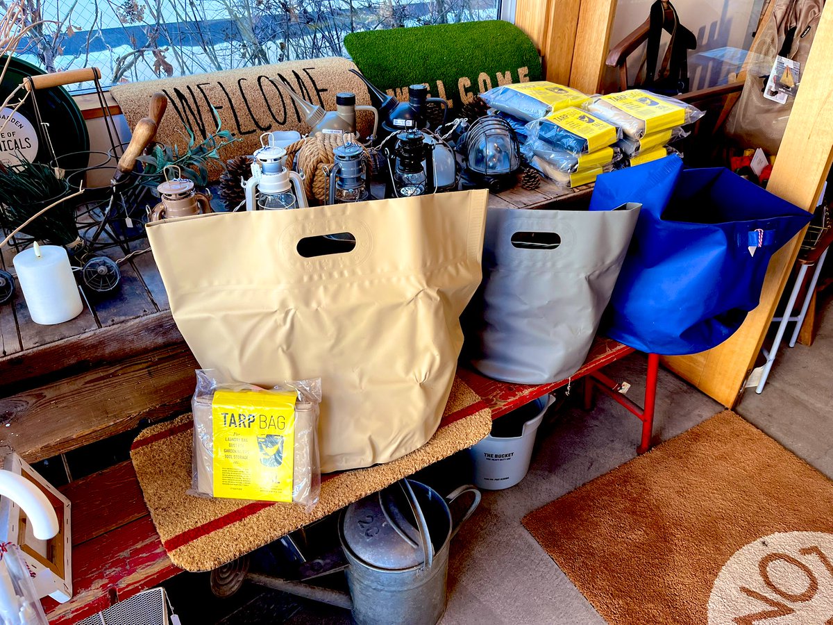 IarWC2T9J1E8e1o's tweet photo. 〜散策〜
センス抜群✨
『LONGTEMPS』
kitchen用品や雑貨、家具🪑etc.
おばさまのお人柄も、NICE☺️
部屋のこたつ用に
『KURA SEAT』お買い上げ
ありがとうございました🎵
#LONGTEMPS
#富士吉田市 https://t.co/eMRepzjSH3