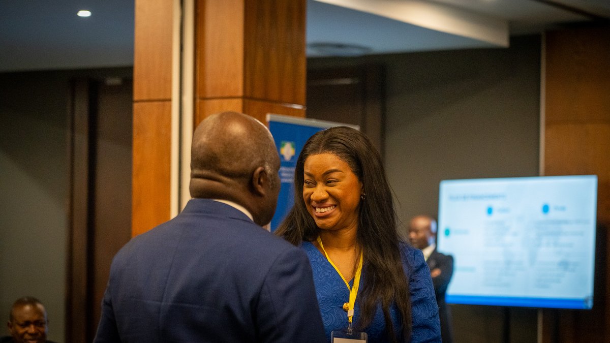 🚀 Jour 1 des #AssisesNationales : la salle est prête, et nous allons bientôt démarrer avec :

🔹 <a href="/MarkDoumba/">Mark Doumba</a>, <a href="/MEP_Gabon/">Ministère de l’Économie et des Participations</a> 
🔹 Mme <a href="/SavinaAmmassari/">Savina Ammassari</a>  Coordonnatrice Résidente de l’ <a href="/OnuGabon/">ONU Gabon</a>
🔹<a href="/oliguinguema/">Brice Clotaire Oligui Nguema</a> <a href="/PresidenceGA/">Présidence de la République Gabonaise</a> 

Restez connectés ! 🇬🇦 #Gabon