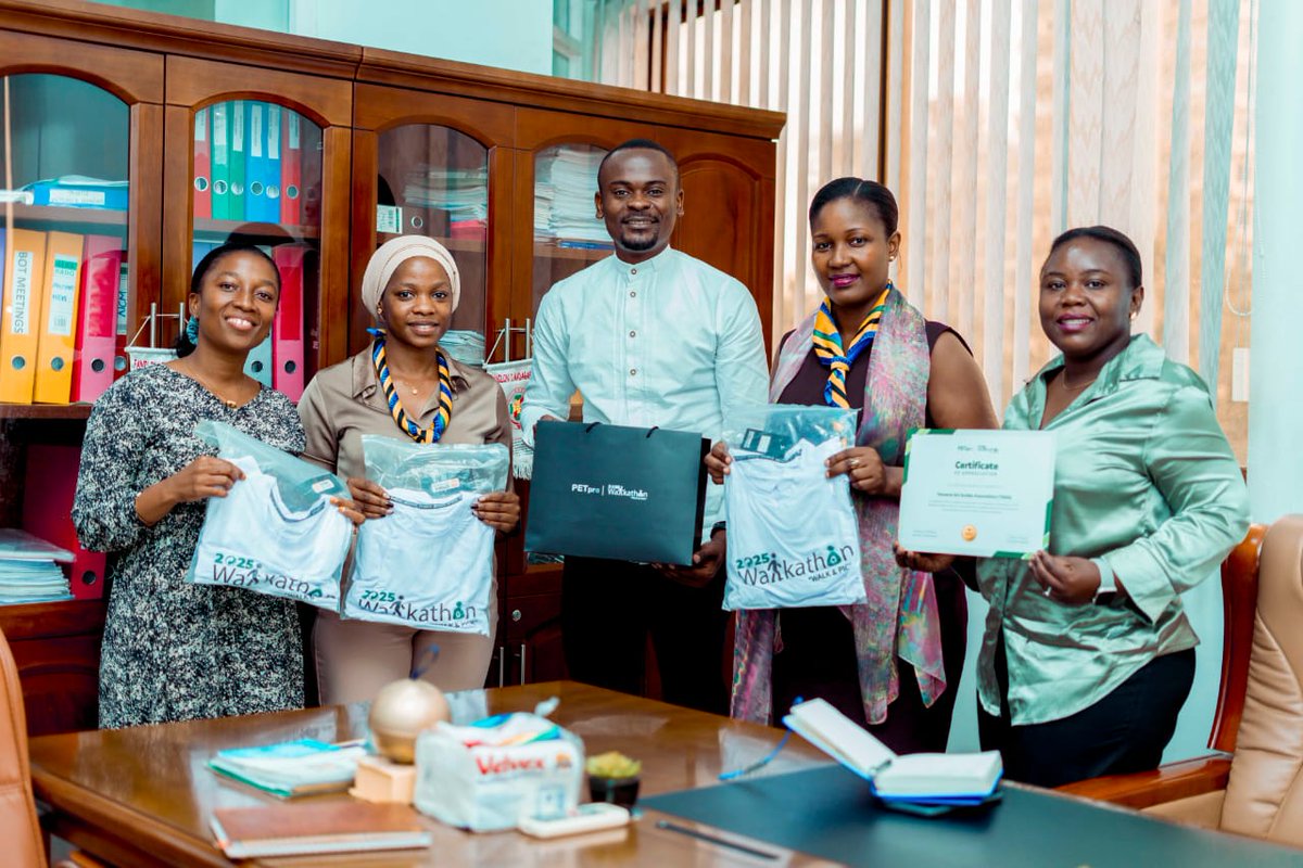 👏👏👏We are grateful to receive a certificate of recognition from <a href="/petprotz/">PETpro Tanzania</a> after our active participation in the walkathon during Waste Pickers Day. Organized by Petprotz, the event highlighted the vital role of waste pickers in recycling and waste management.
#WastePickersDay
