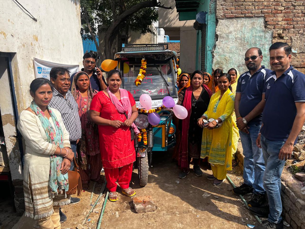 SATTE_India's tweet image. South Asia's No.1 Travel Exhibition takes a meaningful step towards driving change.

This Women's Day, SATTE, in collaboration with SOS Children's Villages of India, is empowering 14 resilient women from Delhi by sponsoring E-rickshaws—helping... 

(1/4) #SATTE
