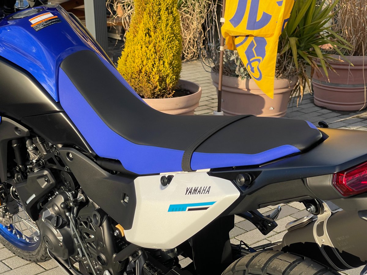 YSP42179770's tweet image. 新型Tenere700 ブルーも入荷しました！

水色は4月頃入荷予定となっております。
今なら2024年モデルとの比較も可能です！

気になる方は是非当店まで！

＃Tenere700 ＃YAMAHA ＃ヤマハ