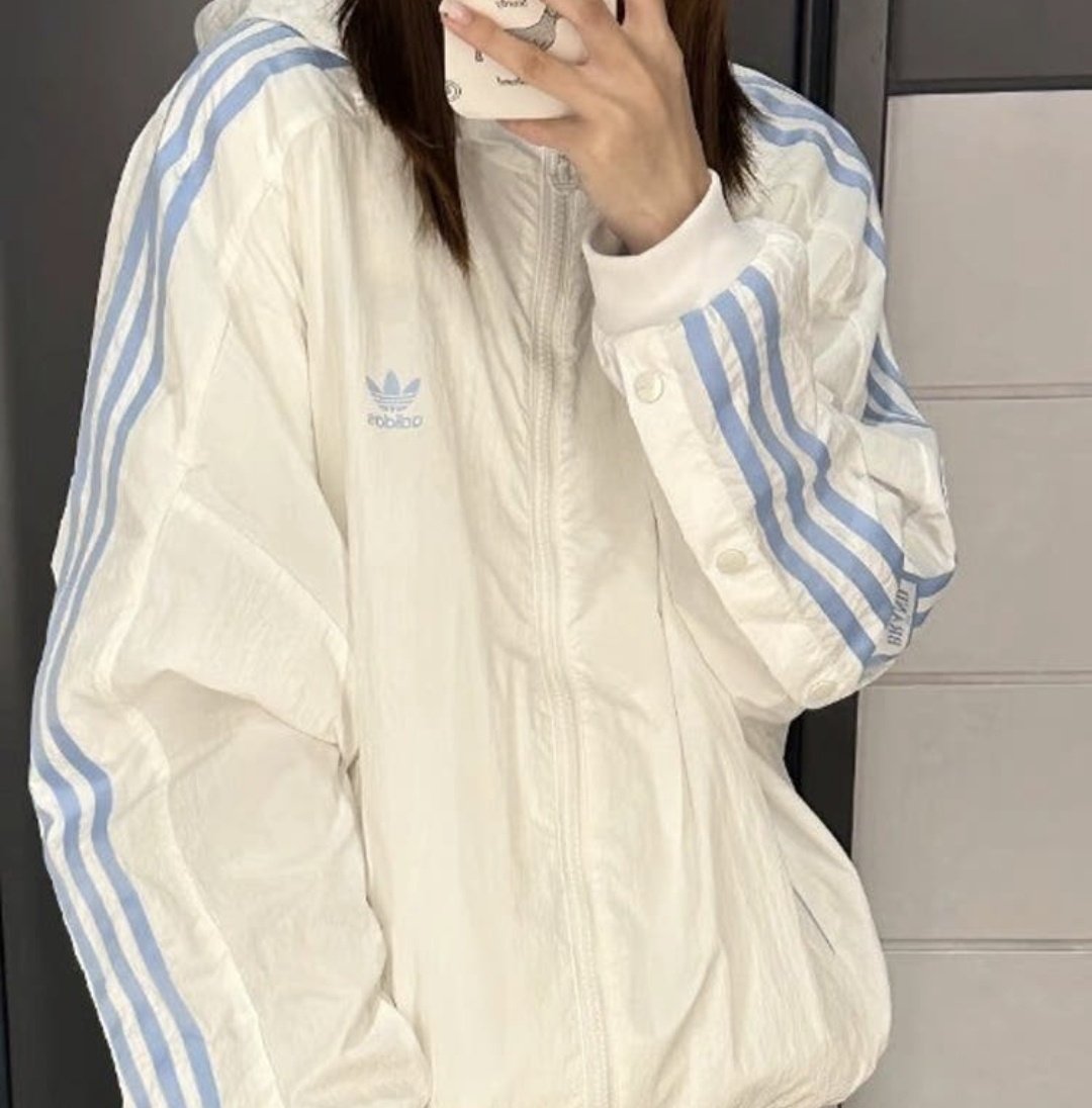 위너홀스솝 tweet media