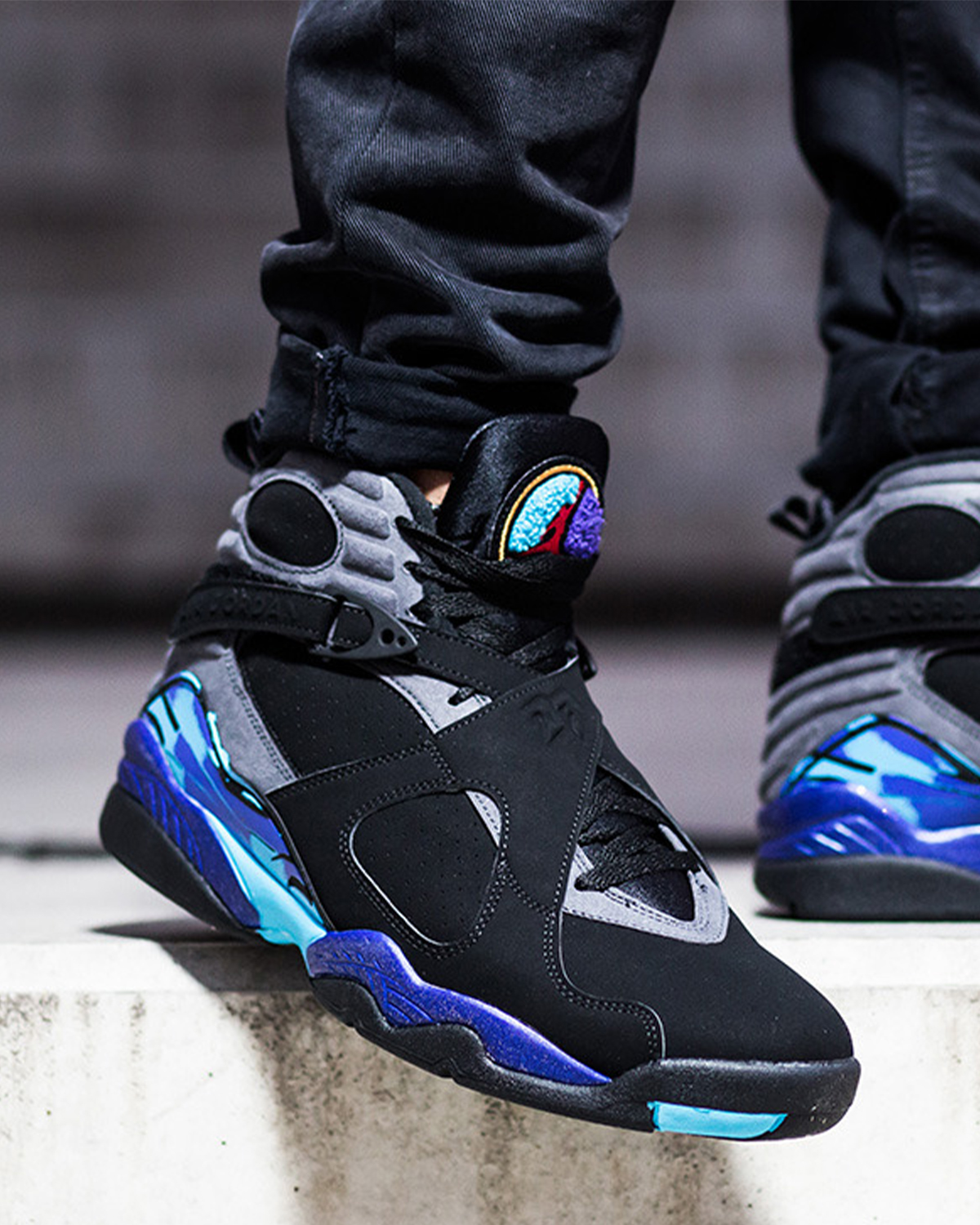 Nike Air Jordan 8 Retro \ 