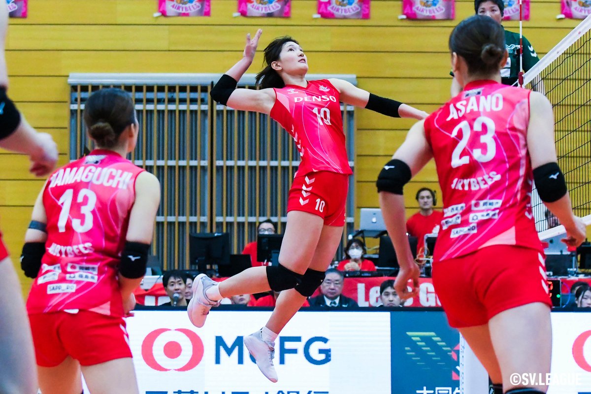 SVLEAGUE_JP's tweet photo. ◤SVリーグ #きゅん1GP 🤍◢

中間発表第13位
デンソー @AIRYBEES_DENSO
#石倉沙姫

J SPORTSからは1投票3ptで投票可能！
https://t.co/0ae9dMoYLx

引用投稿にいいね1pt、リポスト2ptで投票
Instagram #Vコレ でも投票受付中
結果発表は31日🫰

✅Vコレ投票
https://t.co/8Uq1N0sj6E https://t.co/xsGyAHDJzO