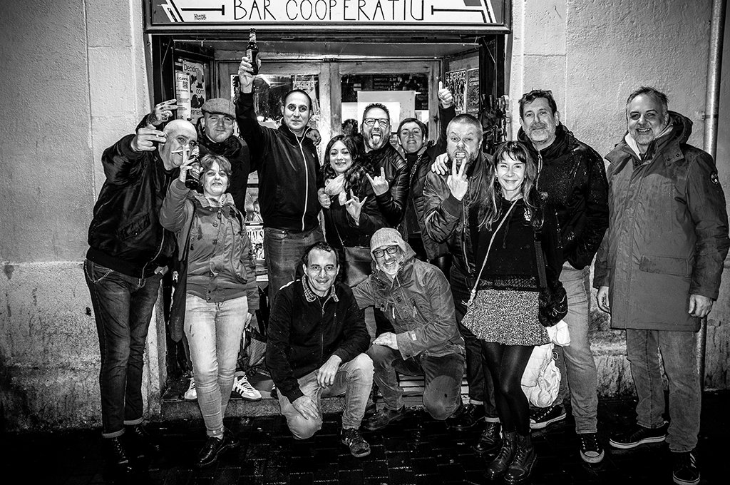XaviPiera's tweet image. Sempre acompanyat de bona gent, Skarface Crew 📸🖤