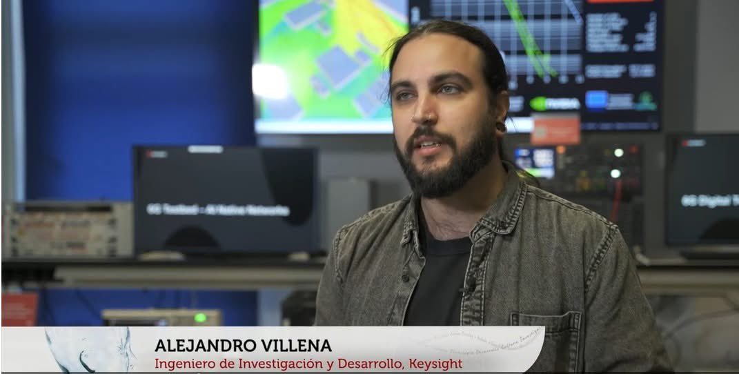 6GSANDBOX's tweet photo. #Learnabout6GSANDBOX 🚀 The 6G Lab Opening at the @itis_uma has made a buzz in the media and even being featured on Canal Sur’s Tesis program!
Spanish 👀 
📺TV program: https://t.co/hohfJDL4Wx @6G_SNS 
#6G #Innovation #research #6gsandbox #snsju #6gsns #horizoneurope https://t.co/nL7hkBdUhf