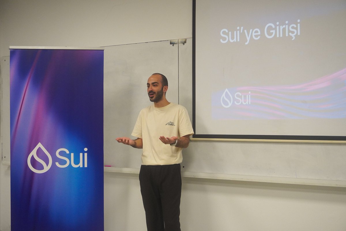 Sui meetup ile <a href="/SuiNetwork/">Sui</a>’ün getirdiği yenilikleri ve çözümleri öğrendik. Katılan herkese teşekkür ederiz 🙌