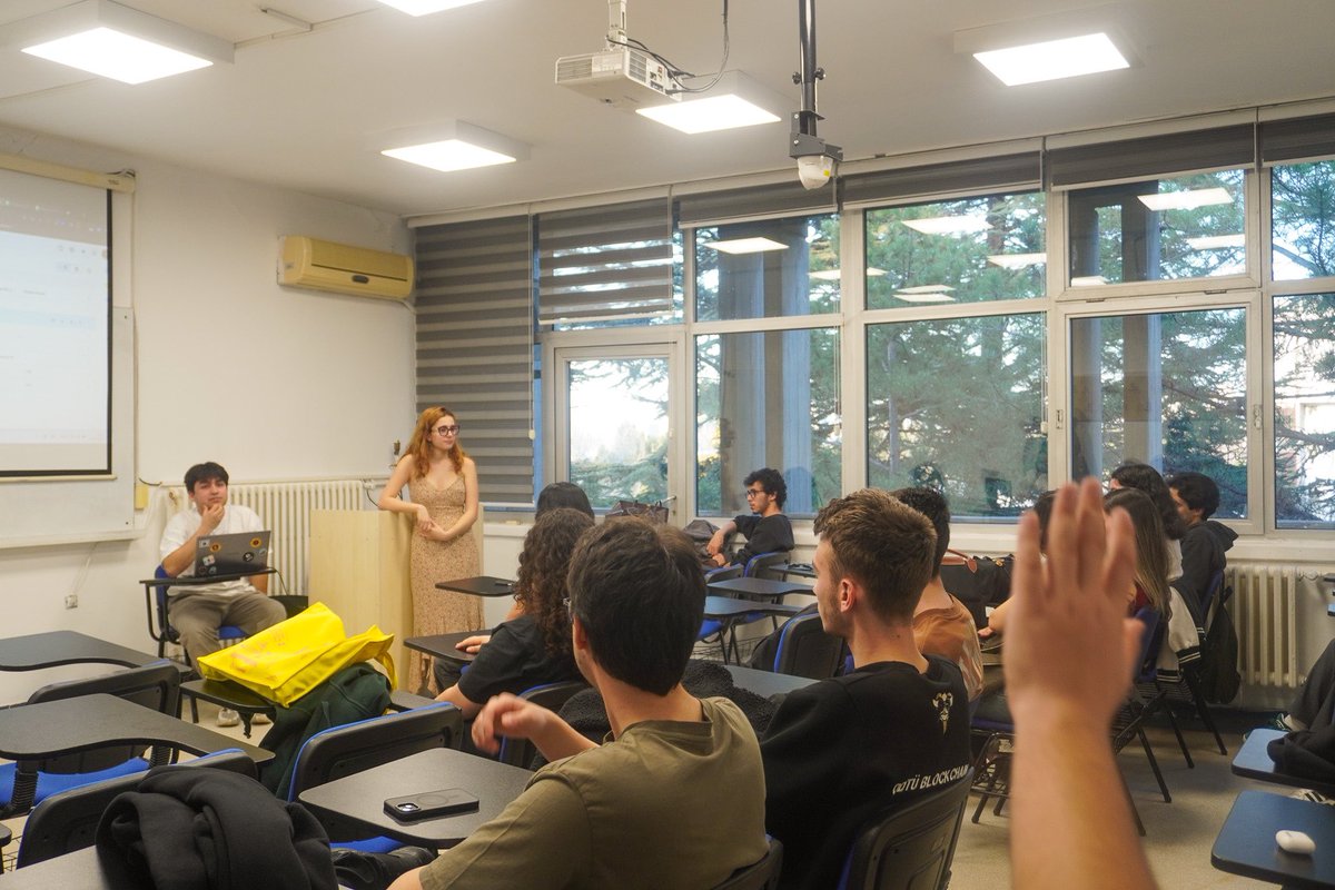 ODTÜ Blockchain tweet media