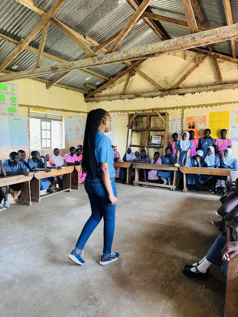 Iam Ruth (@ruthwills01) on Twitter photo We showed up and served the people of Kakindu 🤗
#KANOs4Kakindu
<a href="/rctMulago/">Rotaract Club of Mulago, The Mpiso!</a> <a href="/kanosug/">Rotaract Kampala North</a> <a href="/RAC_Bwebajja/">Rotaract Club of Bwebajja</a> <a href="/UIAHMS_Mulago/">Rotaract_UIAHMS_Mulago</a> thanks for making it happen 💃🎉 We showed up and served the people of Kakindu 🤗
#KANOs4Kakindu
<a href="/rctMulago/">Rotaract Club of Mulago, The Mpiso!</a> <a href="/kanosug/">Rotaract Kampala North</a> <a href="/RAC_Bwebajja/">Rotaract Club of Bwebajja</a> <a href="/UIAHMS_Mulago/">Rotaract_UIAHMS_Mulago</a> thanks for making it happen 💃🎉