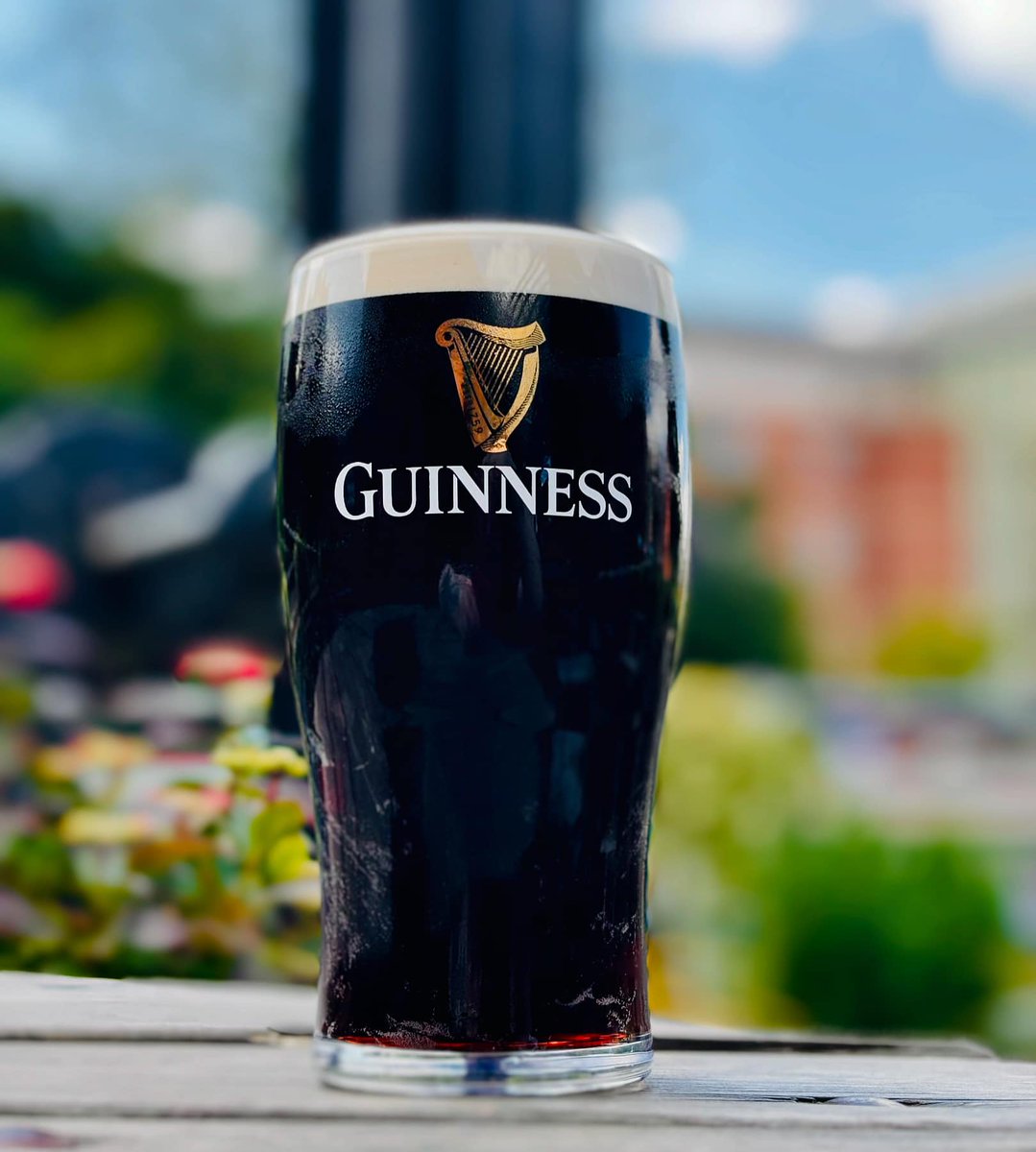 Castle Rock Brewery (@crbrewery) on Twitter photo 🍀 HAPPY ST PATRICK’S DAY! 🍀Why not celebrate the day with a perfectly poured pint of Guinness at one of our pubs! 🍻🎩This stunning pint was taken at the <a href="/canalhousebar/">Canalhouse</a>😍Cheers! 🍻#stpatricksday #guinness 🍀 HAPPY ST PATRICK’S DAY! 🍀Why not celebrate the day with a perfectly poured pint of Guinness at one of our pubs! 🍻🎩This stunning pint was taken at the <a href="/canalhousebar/">Canalhouse</a>😍Cheers! 🍻#stpatricksday #guinness