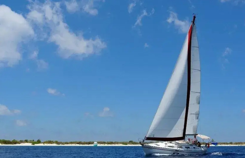 ✨ Why Buy &amp; Sell Your Boat with Yacht Broker Caribbean? 🚤 yachtbrokercaribbean.com/caribbean-yach…
#YachtBrokerCaribbean #CustomerCare #ExpertBroker #BoatSales #YachtBuying #BoatSelling #CaribbeanYachts #BoatingLife #TopBroker #ClientFocused #MarineExcellence