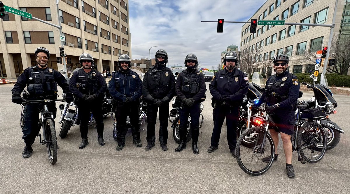Happy St. Patrick’s Day, Topeka! Though it was cold on Saturday, our officers were out there making sure everyone was safe and enjoying the parade. Show us your green! 🍀