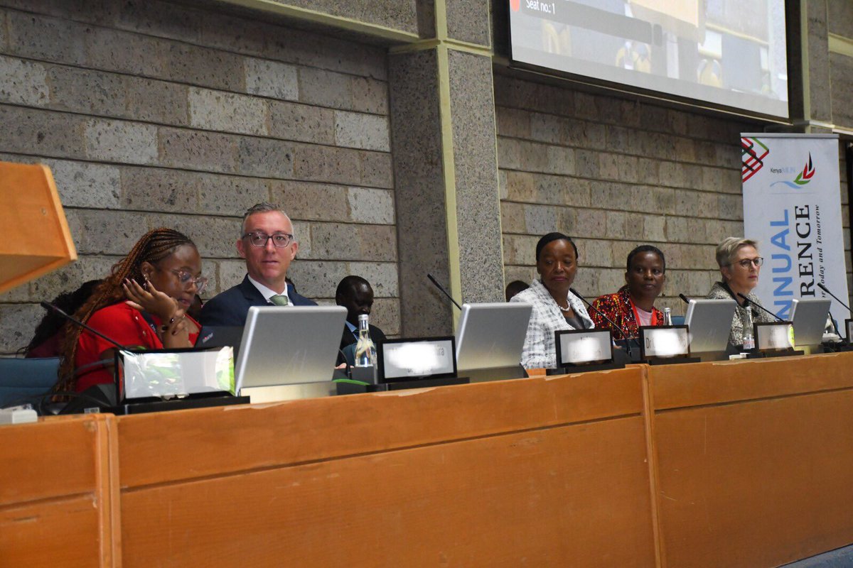 swmunene's tweet photo. A week at the UN Offices in Nairobi.
It was all about the UN 🇺🇳 we want, an effective organization. 
It is one step ahead to see the UN advocating for mediation as a sustainable mean of access to justice and peace.
#unitednations #kenyamun #unon #mediation https://t.co/Ul4IIzbWJL