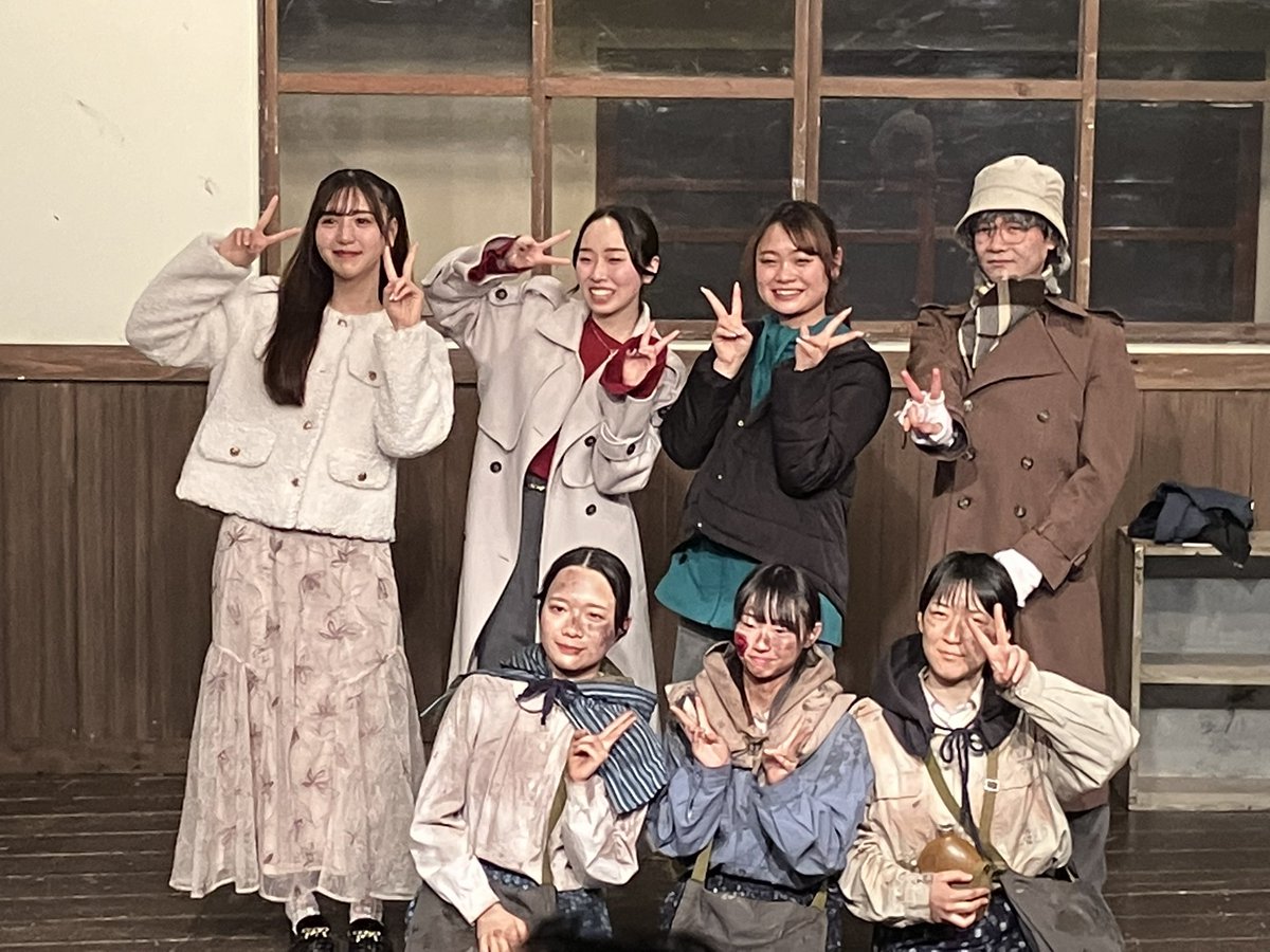 gt_hideyuki's tweet photo. 3/10(月)舞台「火の風にのって」を観に両国へ…余韻消えぬまま早1週間
戦後80年、戦争の悲惨さ、命の大切さ、そして日本人としての誇りが心に刻まれた夜でした。
過去と現代を繋ぐ意義のある作品🙏演者の皆様の演技に涙腺崩壊ピンチでした💦
貴重な時間ありがとう！
#火の風2025 #火の風にのって2025 https://t.co/TnKk8hzmZh