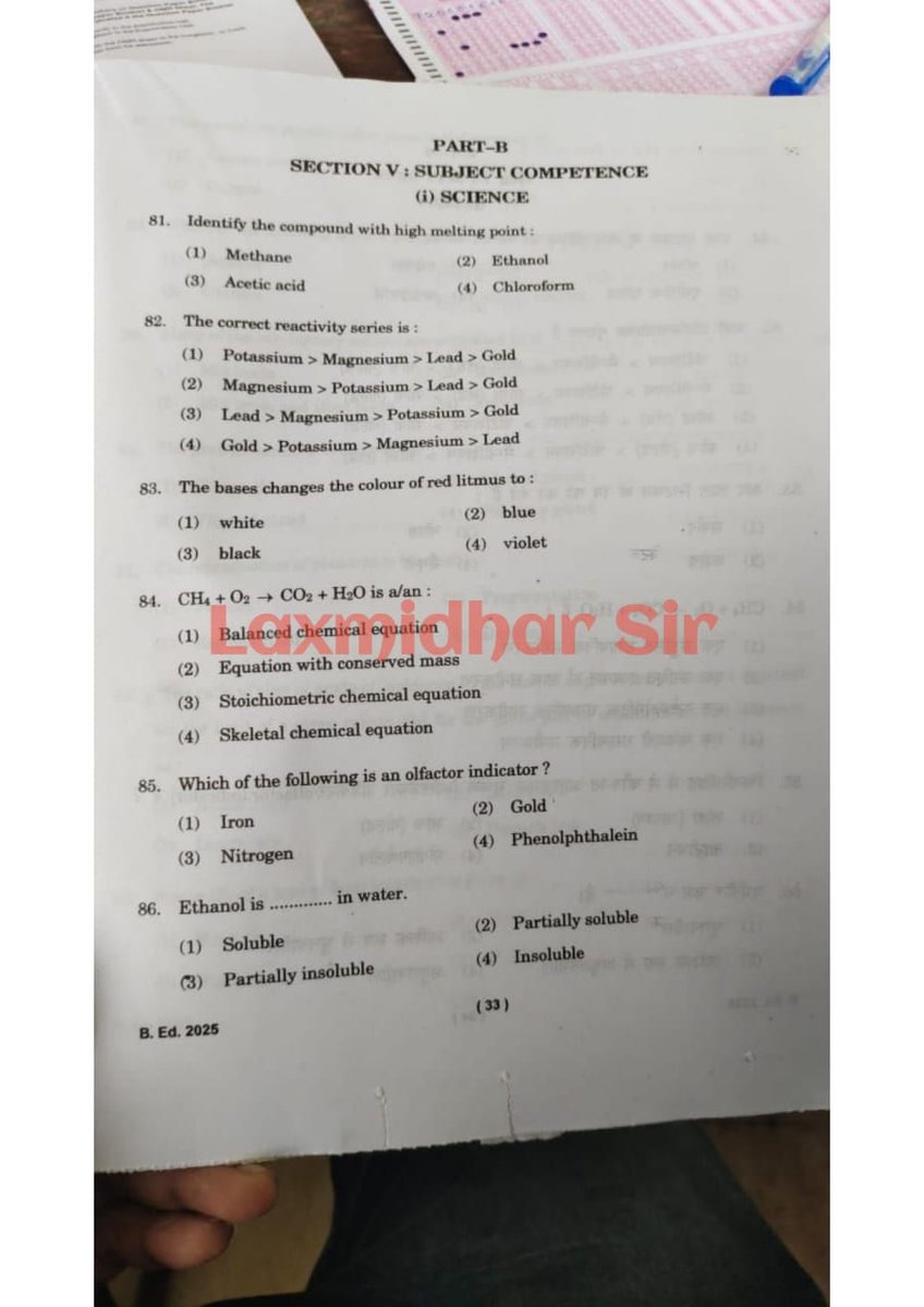 EducationalIdea's tweet photo. @OfficialIGNOU @ignoudelhi @IGNOUHelp_in @IgnouVc @NTA_Exams
Viral Ignou BEd entrance 2025 &amp; Use of mobile phone to solve questions in Exam Hall by various CANDIDATES 
Example photo with OMR of a candidate roll no 9250006665
@dpradhanbjp please give Justice to Genuine Candidates https://t.co/QPBk1YFEcl