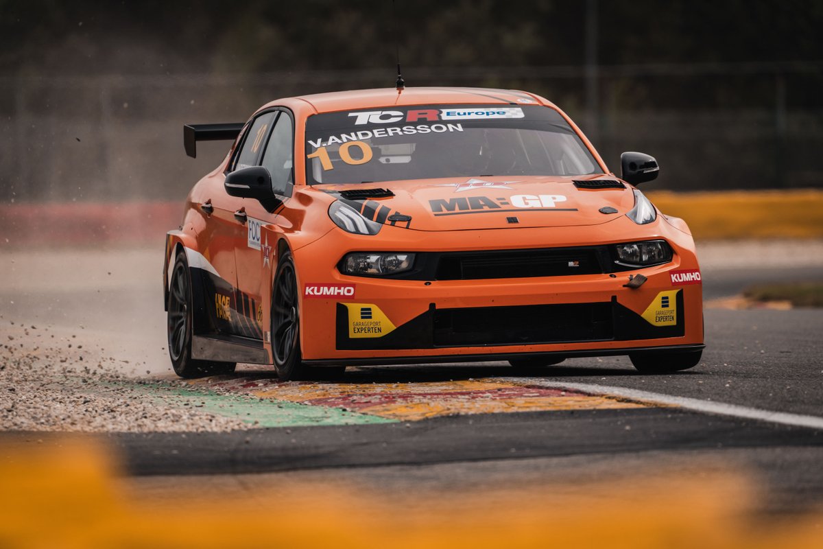 Viktor Andersson and MA:GP 🇸🇪 are back for the 2025 #TCREurope season, continuing to race their orange #LynkCo 03 #TCR after a promising end to last year with three podium finishes! 🏆
Full story 👉 bit.ly/3DOx2QG