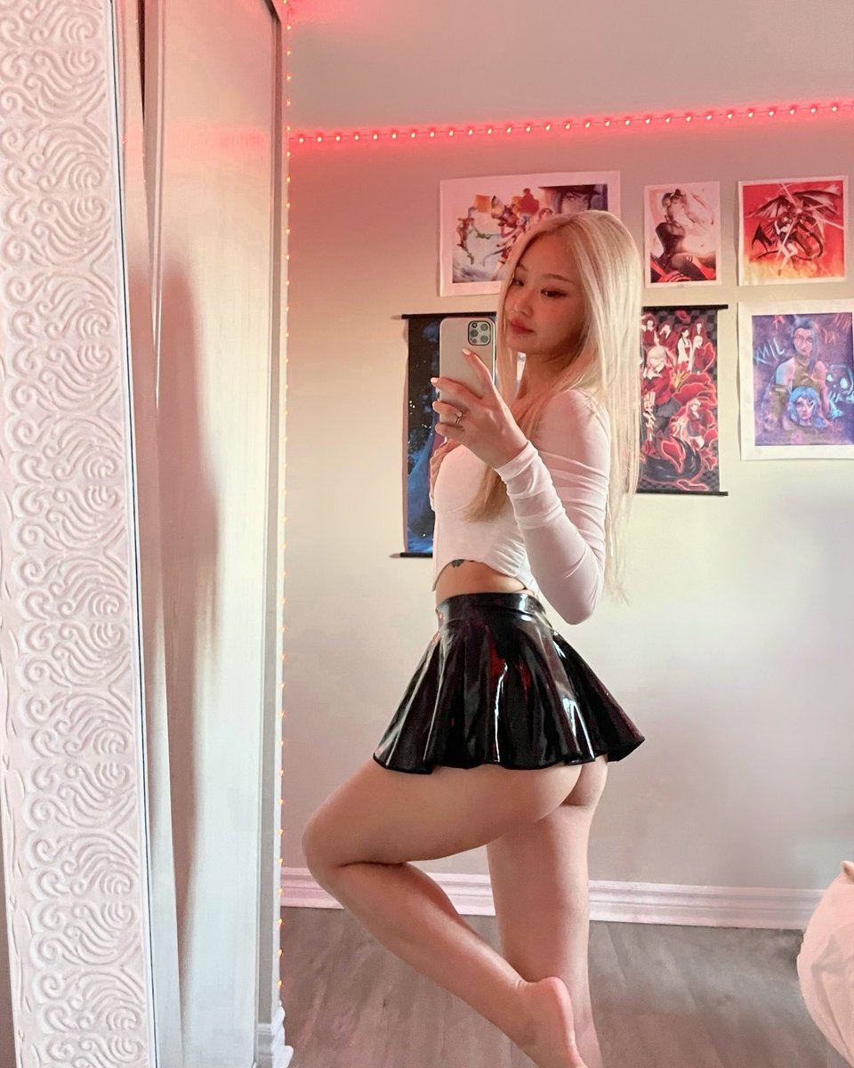 hi = booba 🍒 
hey = kitty 🐱 
Comment, then wait 10 mins (I do send)📩 https://t.co/juf0SKxmNt