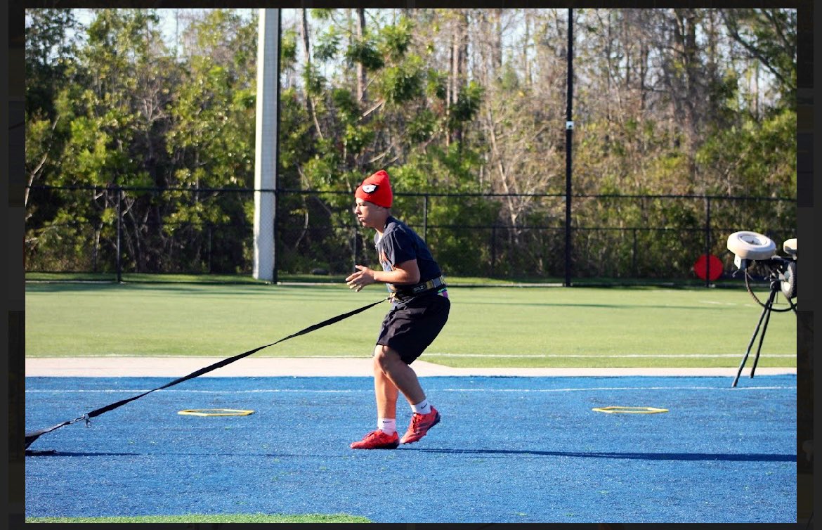 AlwaysOpen_88's tweet photo. Speed &amp; agility training with the best! @SpeedPlusincBo https://t.co/RMhrkyMELN