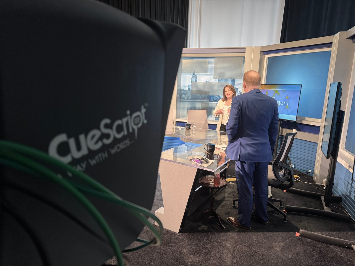 ALivelyExp's tweet photo. Our latest Lively is available on demand, right now: 
https://t.co/VnDMkxbQj7
@BarbaraAnnRI @nuestrasalud @hummel_report @Makeupfaces @rhodeislandpbs @ALivelyExp https://t.co/7LphlnPLAG