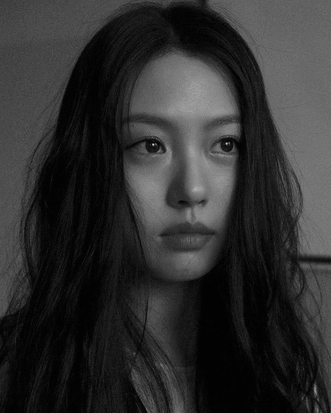 ۟ (@gominhsi) on Twitter photo 