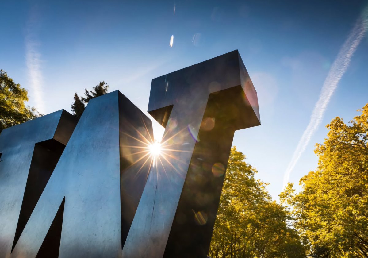 TRUST ME DOCUMENTARY (@trustmedocfilm) on Twitter photo The sun is rising at the <a href="/UW/">University of Washington</a> for <a href="/trustmedocfilm/">TRUST ME DOCUMENTARY</a> #misinfoday screenings!!! #whatsthetruth? The sun is rising at the <a href="/UW/">University of Washington</a> for <a href="/trustmedocfilm/">TRUST ME DOCUMENTARY</a> #misinfoday screenings!!! #whatsthetruth?