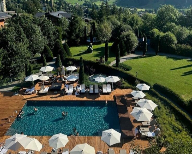 mood: need some out of town air