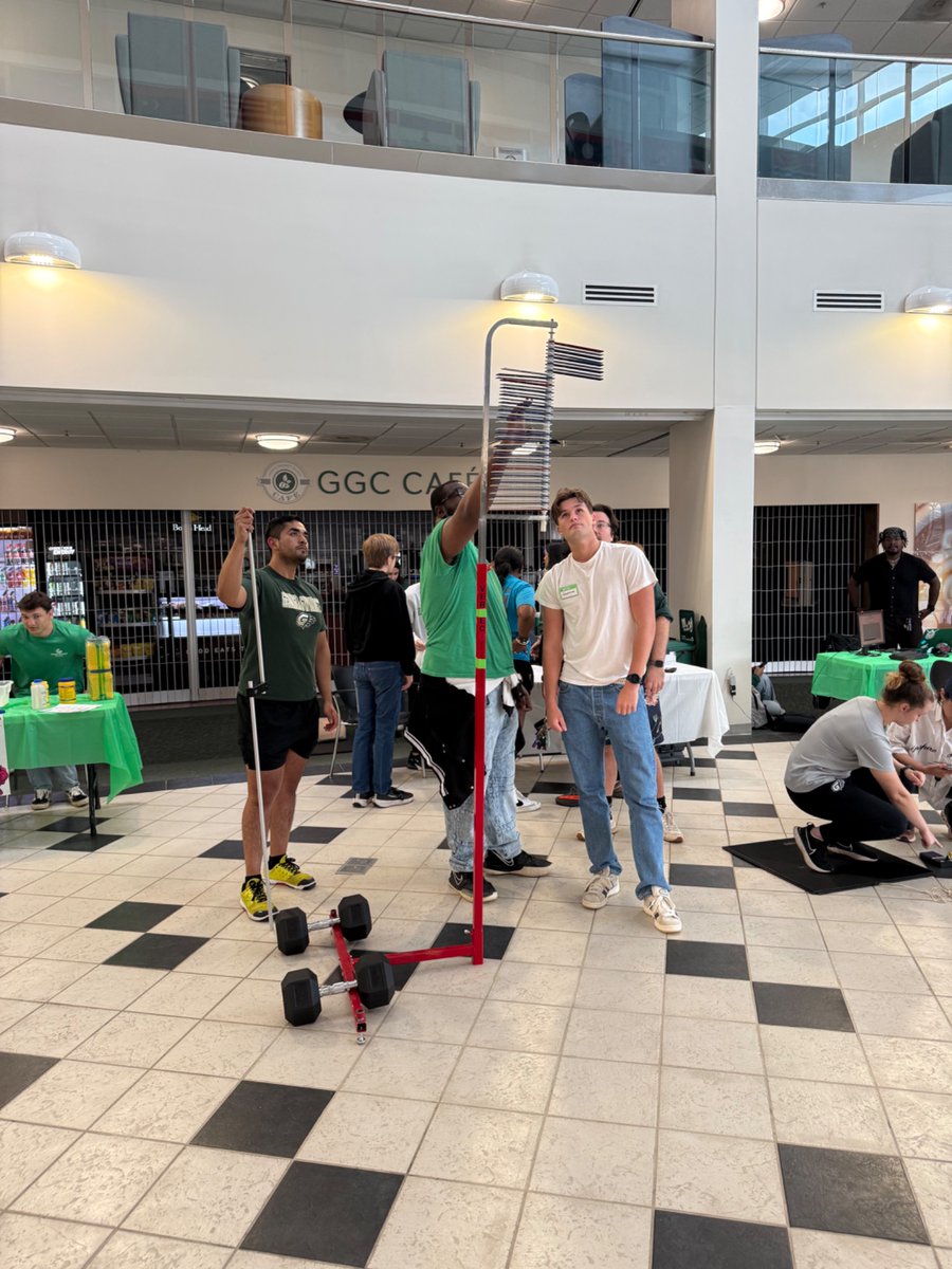 Romero_Reyes_M's tweet image. Hot Topic: Cool Sciences @GeorgiaGwinnett as a part of the @ATLSciFest was a huge success! We had 400+ participants and volunteers. Huge thanks to @ScienceATL and all of our students and faculty that made this event possible! #science #technology #atlanta #sciencecity