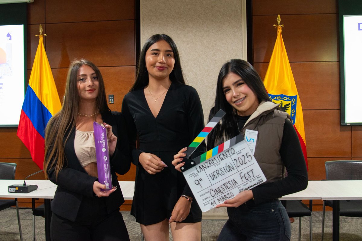 En el Aula Barulé de la Alcaldía Mayor de Bogotá, se llevó a cabo la presentación oficial de Cinestesia FEST 2025, nuestro festival internacional de producción audiovisual universitaria que este año celebra su novena edición con un enfoque global.