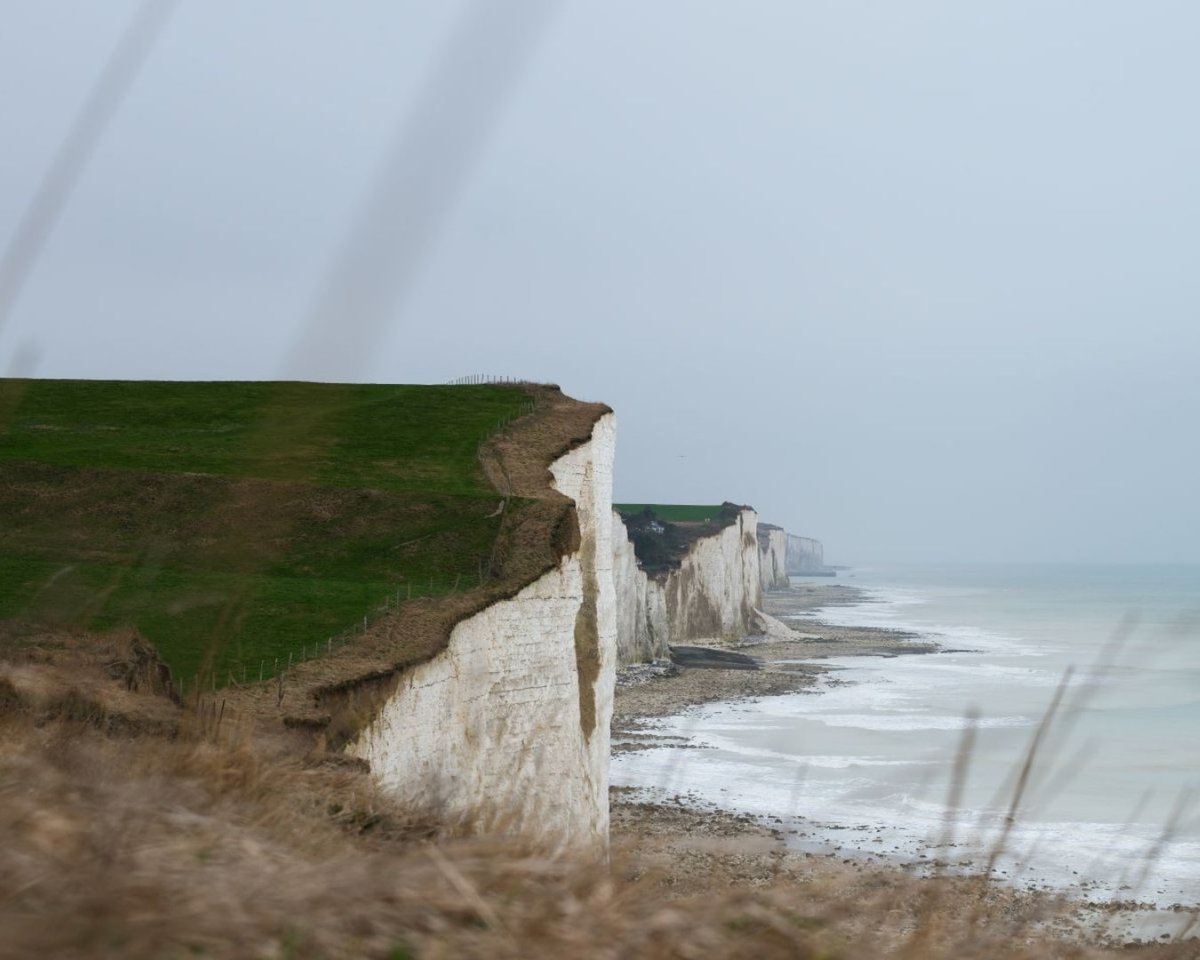 FujifilmX_DE's tweet photo. #xSample von Anne Eeckeman

Fotografin Anne hat mit der X-T50 die Klippen in der Bay of Somme festgehalten. 

X-T50 + XF16-50mmF2.8-4.8 R LM WR

F4.7 | 1/170 Sek. | ISO 80 | 47 mm https://t.co/ODRccdtgxd