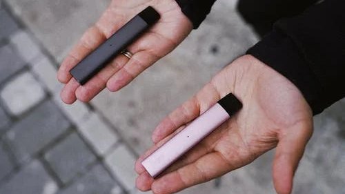 A ban on disposable vaping products is coming into force on 1st June 2025.

The only products that will be legal for sale must be both rechargeable and refillable.

Find out more from <a href="/ACS_LocalShops/">ACS</a> 👇

acs.org.uk/news/less-thre…