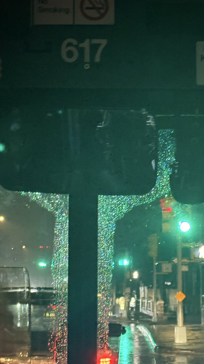 djmrfx's tweet photo. @MTA Q65 I get on bus driver the attitude. Like he don’t want to be here. Bus #617 https://t.co/gagT2e2IL7