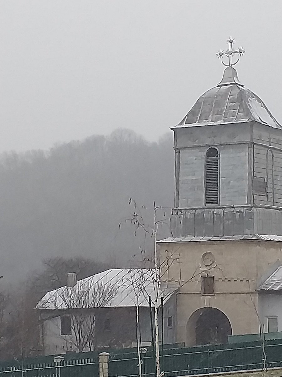 eriesence's tweet image. 