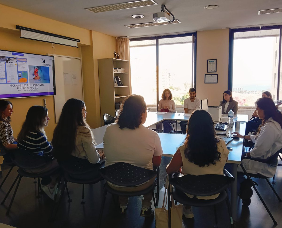 NefroNegrin's tweet photo. Durante el #WorldKidneyDay se celebraron las jornadas de puertas abiertas de nuestro servicio. 

✅Gran interacción de los participantes con nuestros residentes mayores y tutoras.

Si te lo perdiste aún tienes una oportunidad, el día:

📍27 de marzo 9am

#MIR25 #MIR2025 https://t.co/NxQjzJP4vp