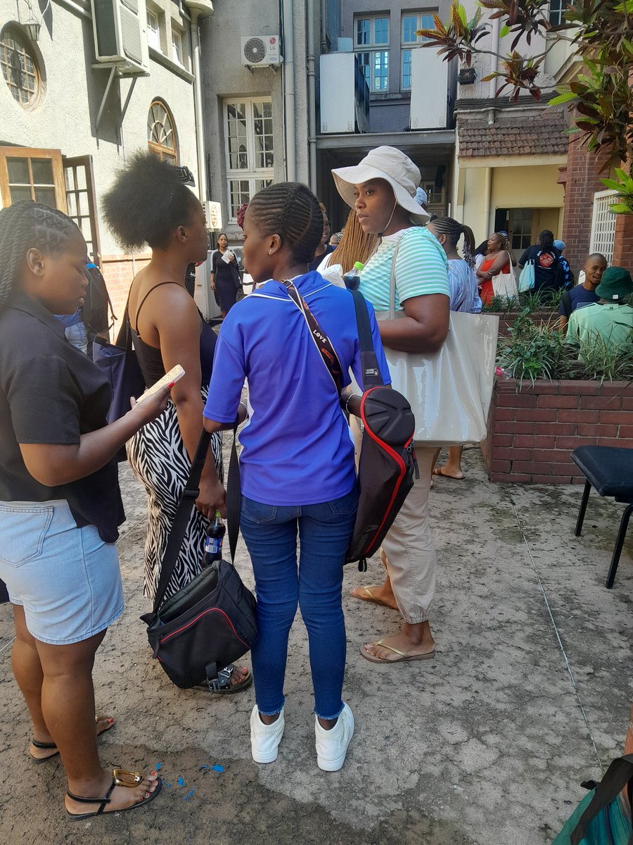 The power of media brings people together! Guests and students engage in meaningful discussions, sharing perspectives on the role of media in society #MediaLiteracy #CommunityEngagement #MahatmaGandhiMediaLecture