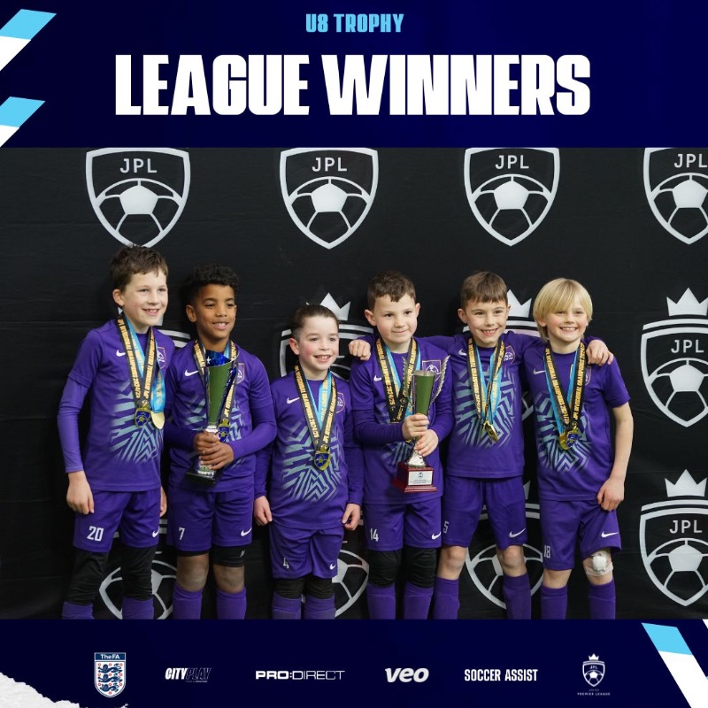 jnrpremleague's tweet photo. 👏 A huge congratulations to the Pro:Direct Junior Premier League Under 8 Trophy Winners, Soccer Hub FC!
#JPL #JuniorPremierLeague #Finals #WinterFinals #Football #Winners #ProDirectSoccer #Champions #England #NationalChampions #StGeorgesPark #VEO #CITYPLAY #SoccerAssist